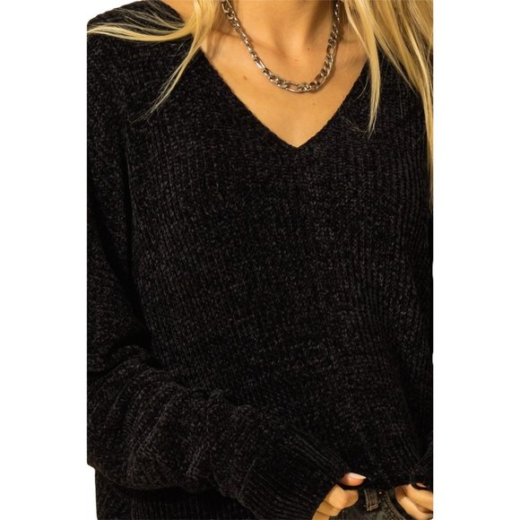DOUBLE ZERO BLACK V NECK DROP SHOULDER CHENILLE SWEATER - NWT - SZ: S/M/L - Picture 2 of 11